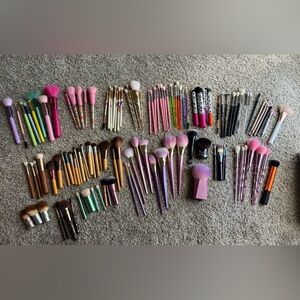 listing-status-banner